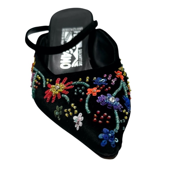 FERRAGAMO BLACK VELVET W MULTICOLOR FLORAL BEADED DESIGN KITTEN HEEL MULE - Picture 15 of 16
